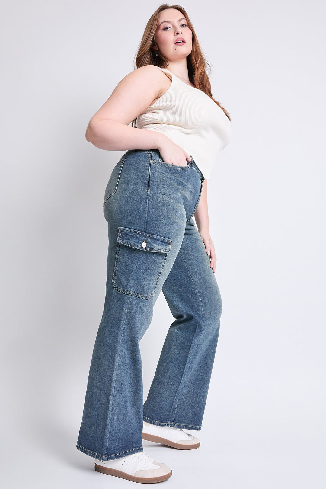 Women's Plus High Rise Wide Leg Skater Cargo Jeans