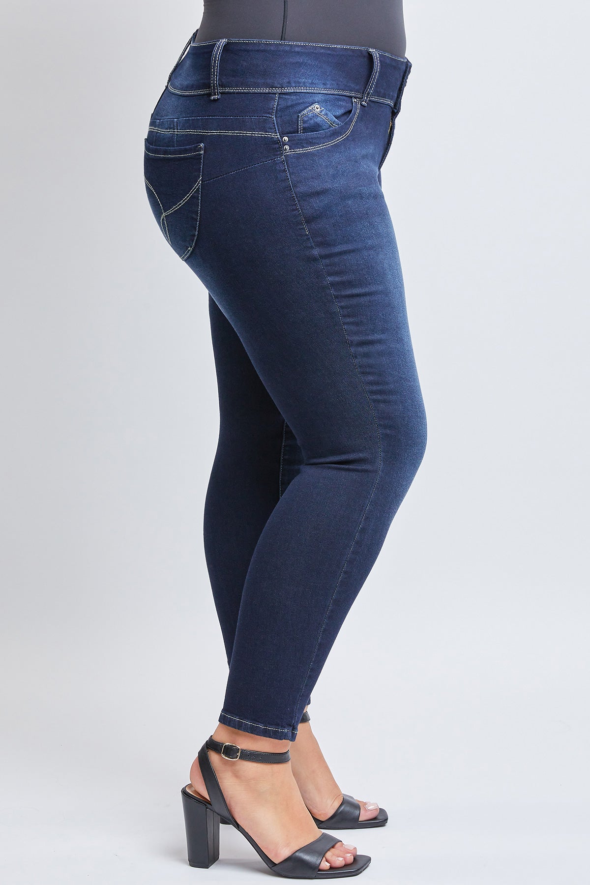 Women's Plus WannaBettaButt Skinny Jeans