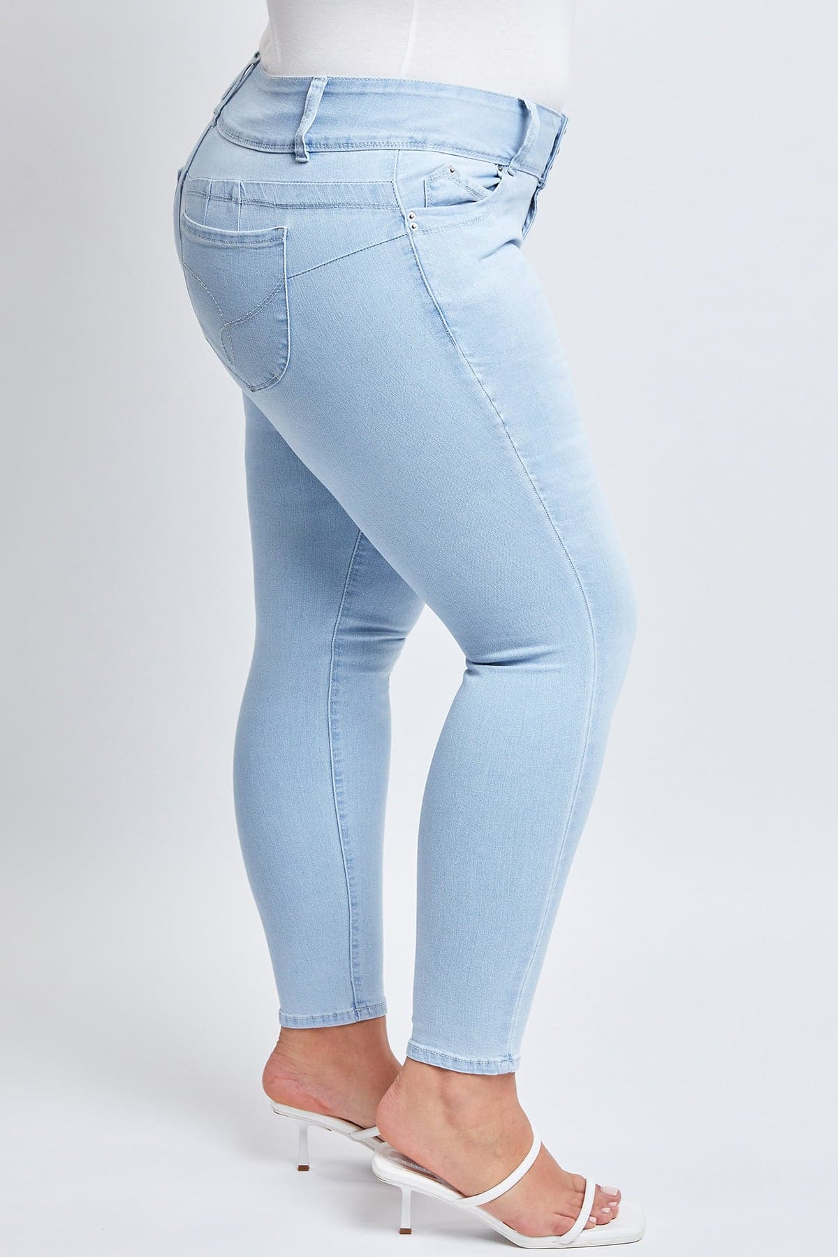 Women's Plus WannaBettaButt Skinny Jeans