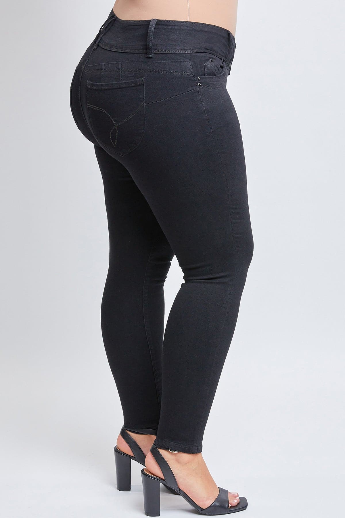 Women's Plus WannaBettaButt Skinny Jeans