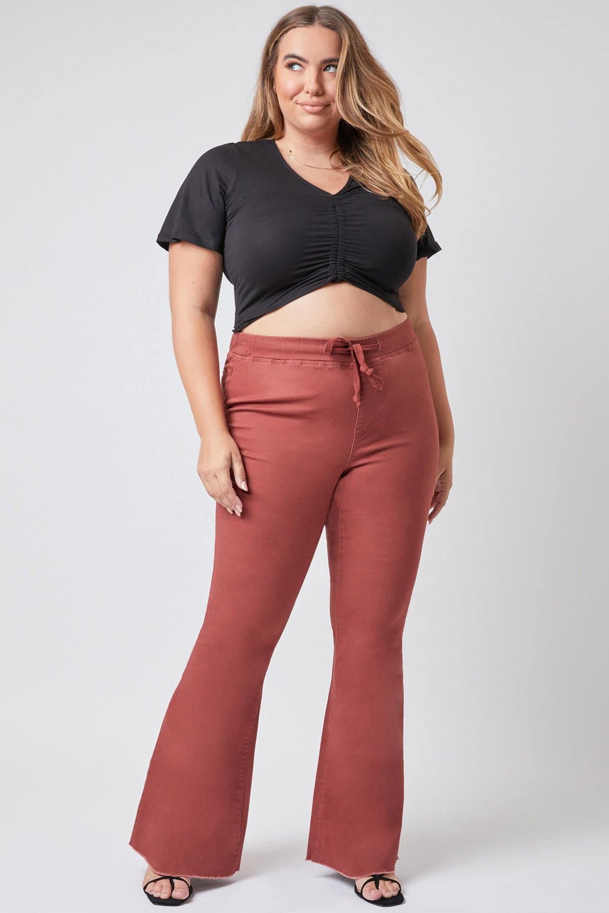 Women's Plus Size Pull On Fray Hem Flare Jean