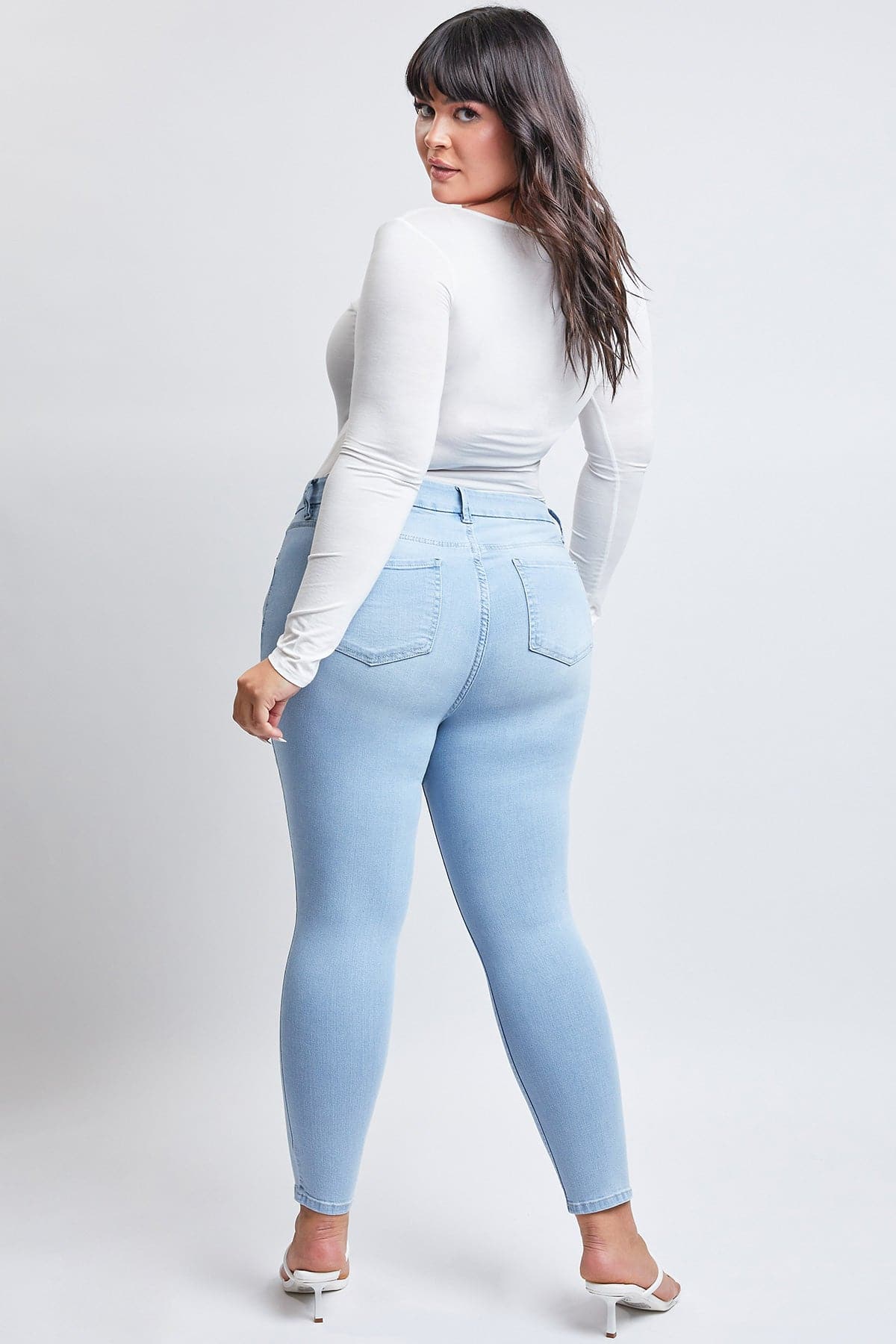 Women's Plus Size  Sustainable Curvy Fit  Skinny Jeans