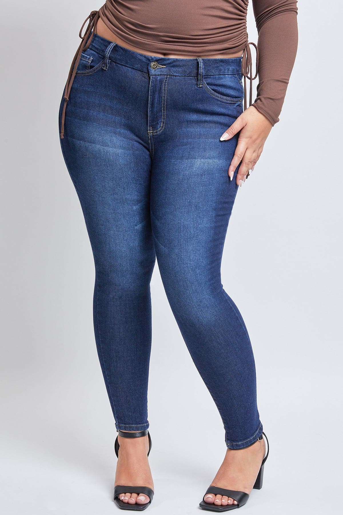 Women's Plus Size  Sustainable Curvy Fit  Skinny Jeans