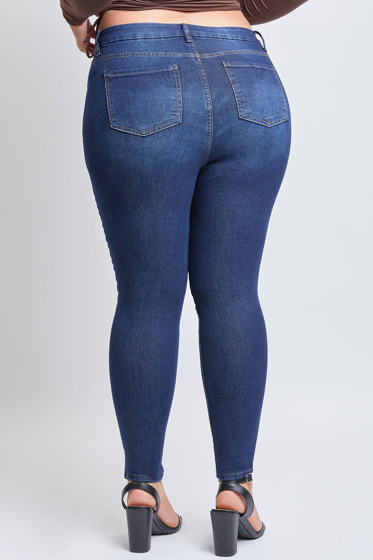 Women's Plus Size  Sustainable Curvy Fit  Skinny Jeans