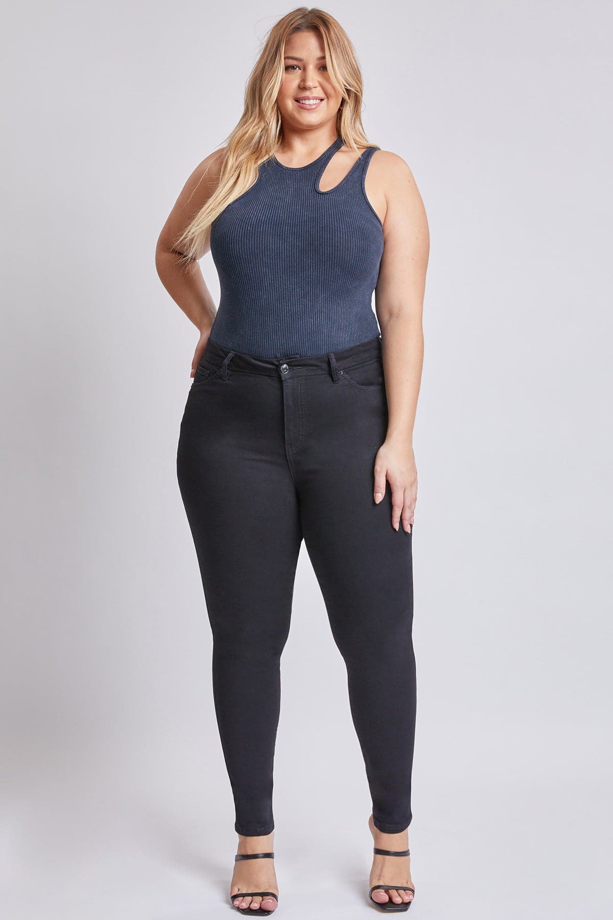 Women's Plus Size  Sustainable Curvy Fit  Skinny Jeans