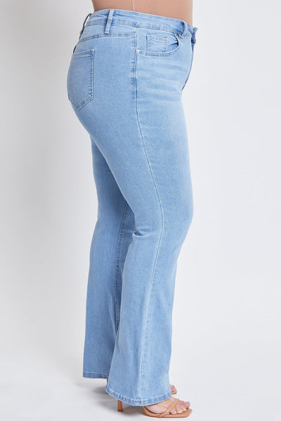 Women's Plus Size Basic Flare Jeans