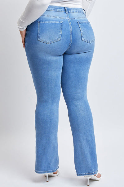 Women's Plus Size Basic Flare Jeans