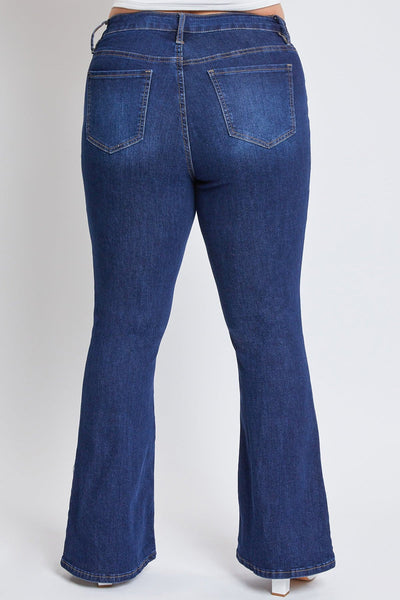 Women's Plus Size Basic Flare Jeans