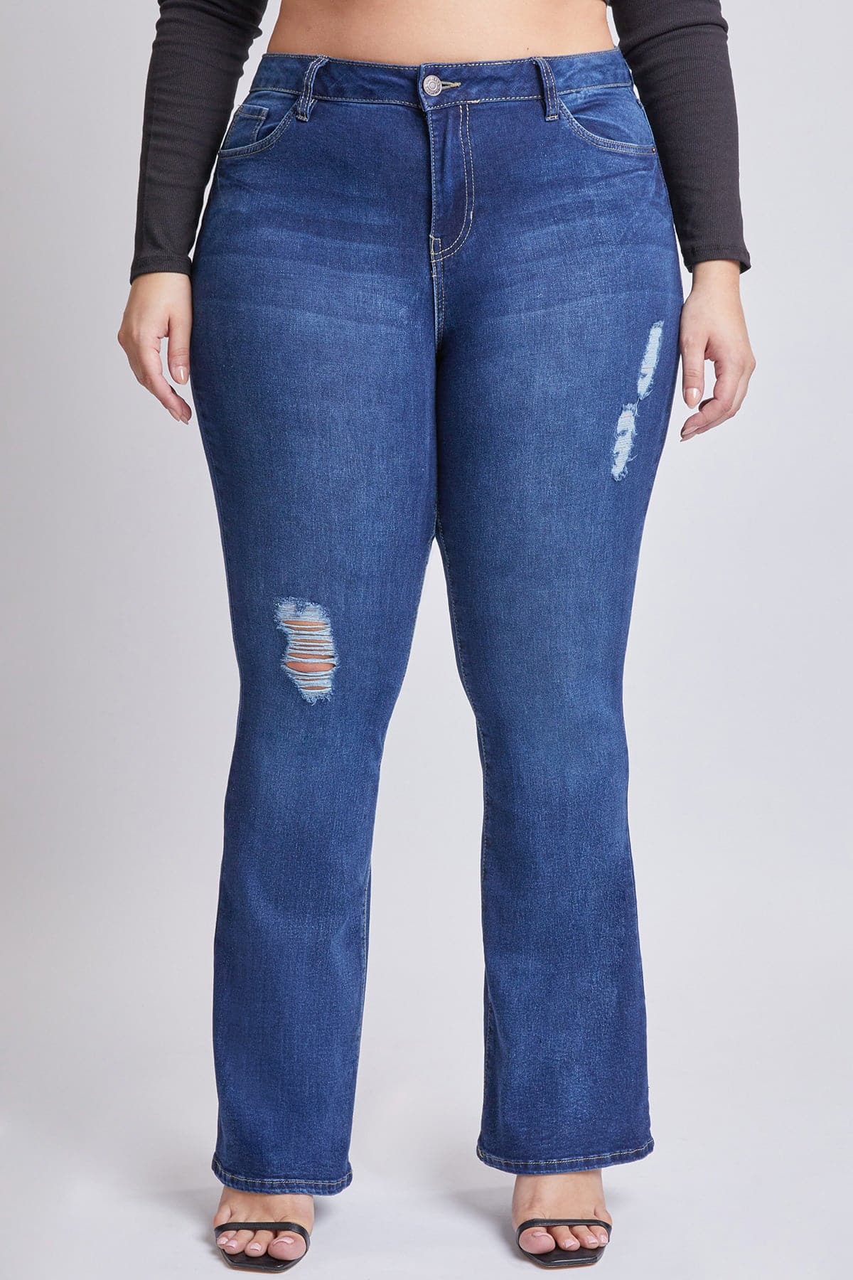 Women's Plus Size Basic Flare Jeans