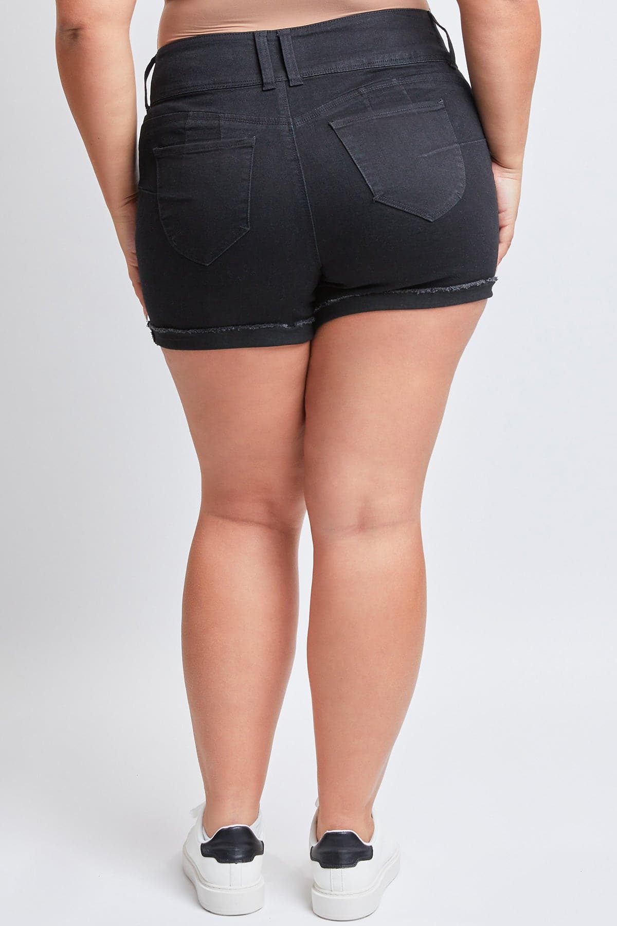 Women's Plus WannaBettaButt Mid Rise Shorts