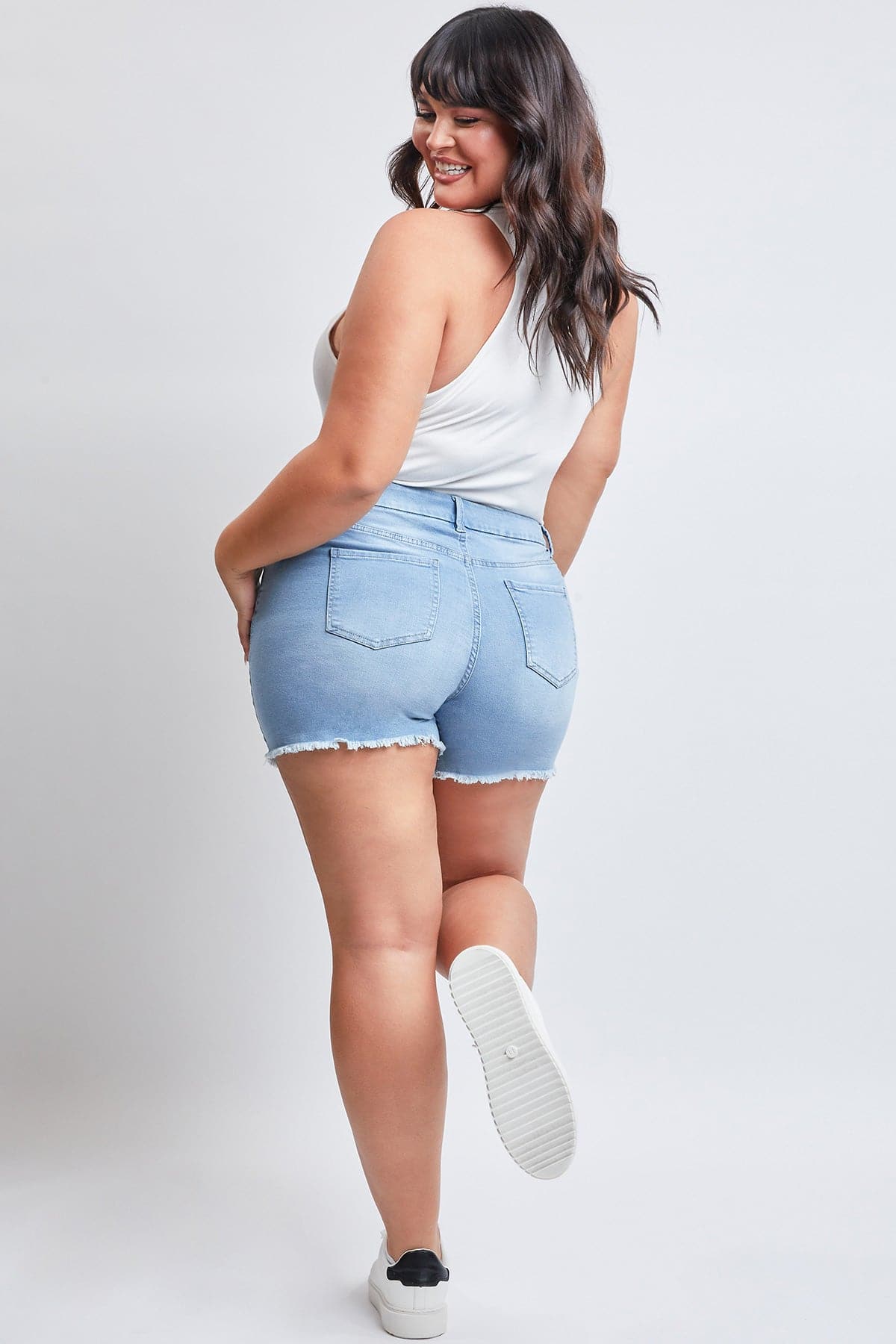 Women's Plus Curvy Fit  Jeans Shorts With Fray Hem