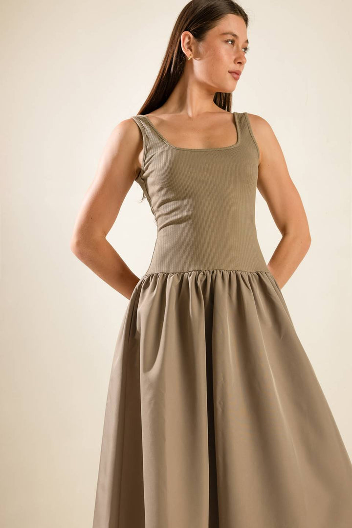 LIGHT UP THE SKY WOVEN MIDI DRESS