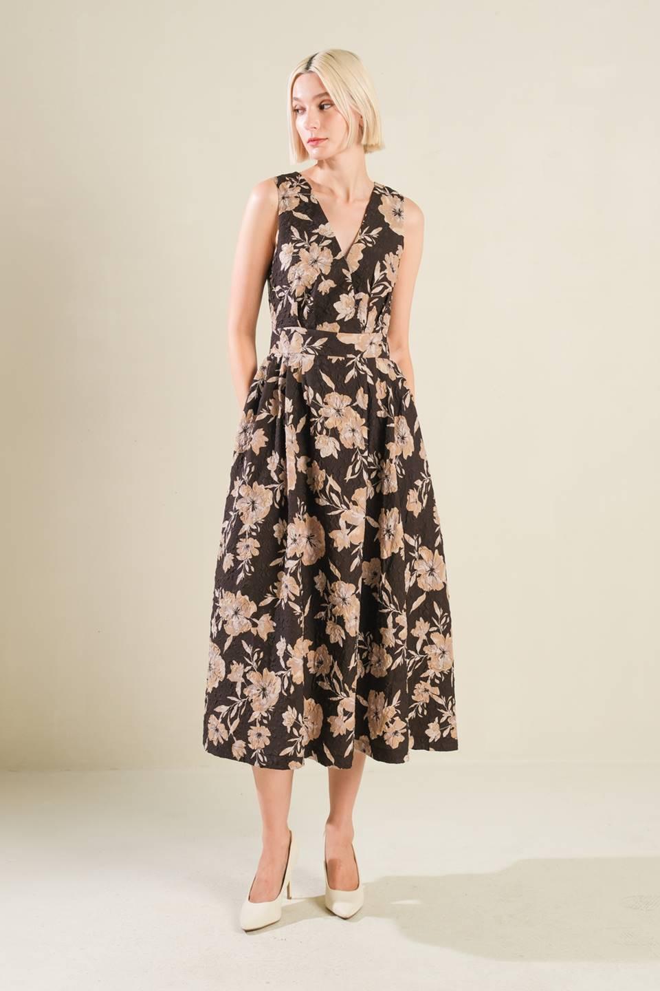 Ventura Vision woven midi dress, floral pattern, front view