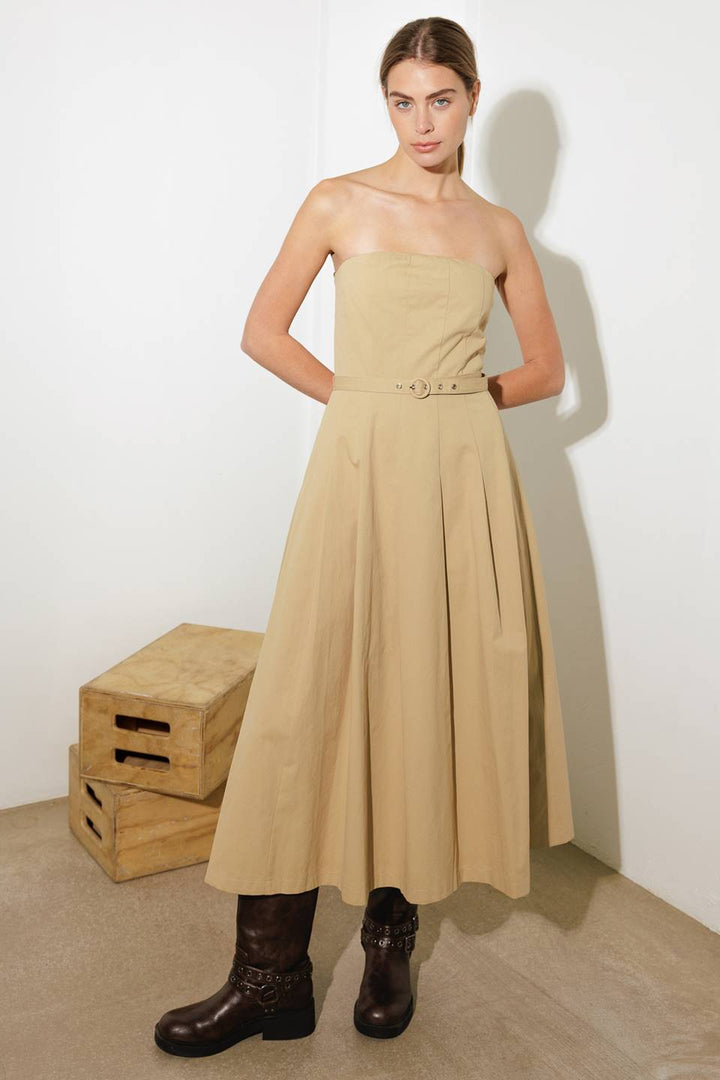 TAKING COMPLIMENTS WOVEN MIDI DRESS