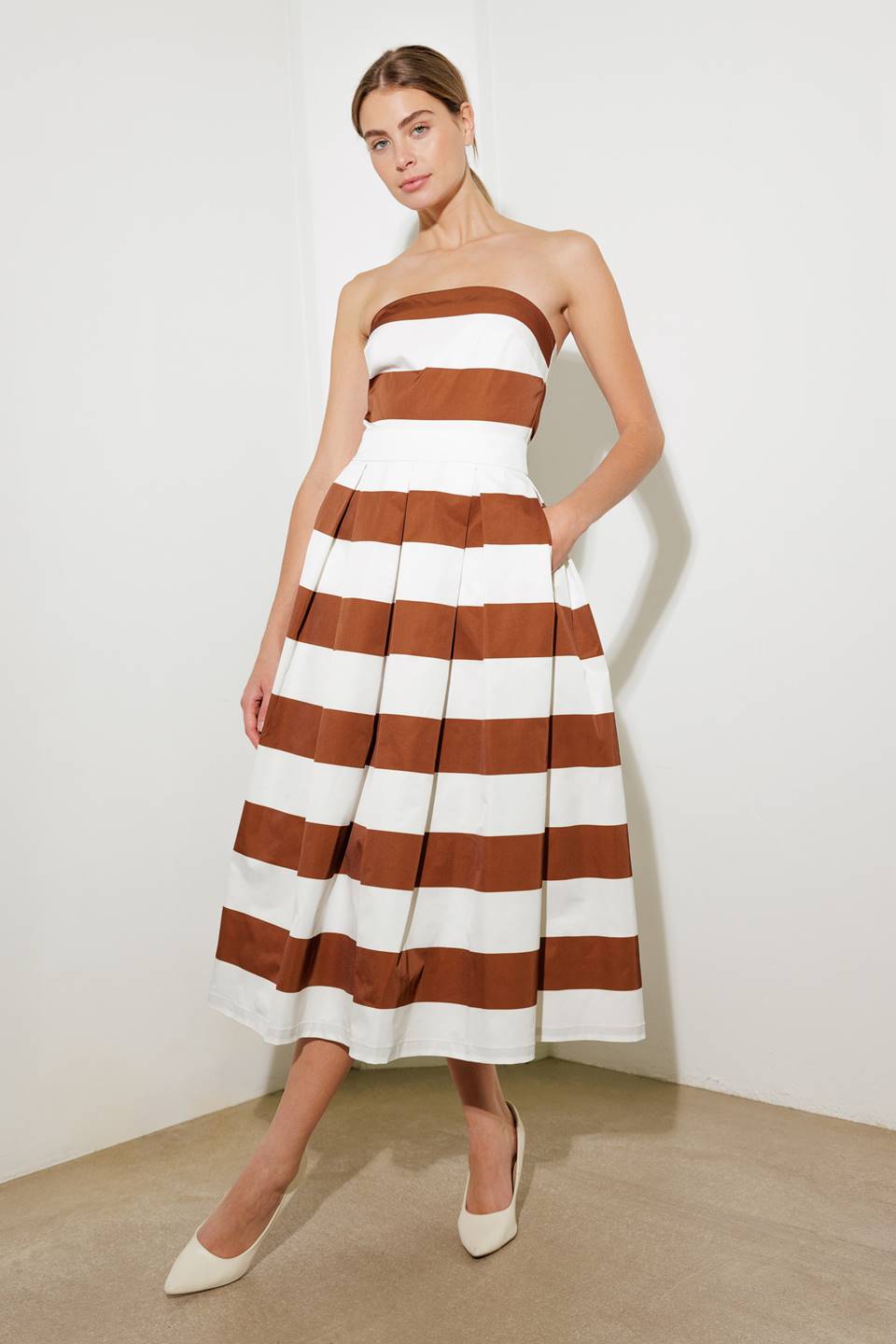 EVERYDAY HUSTLE RUST WOVEN MIDI DRESS