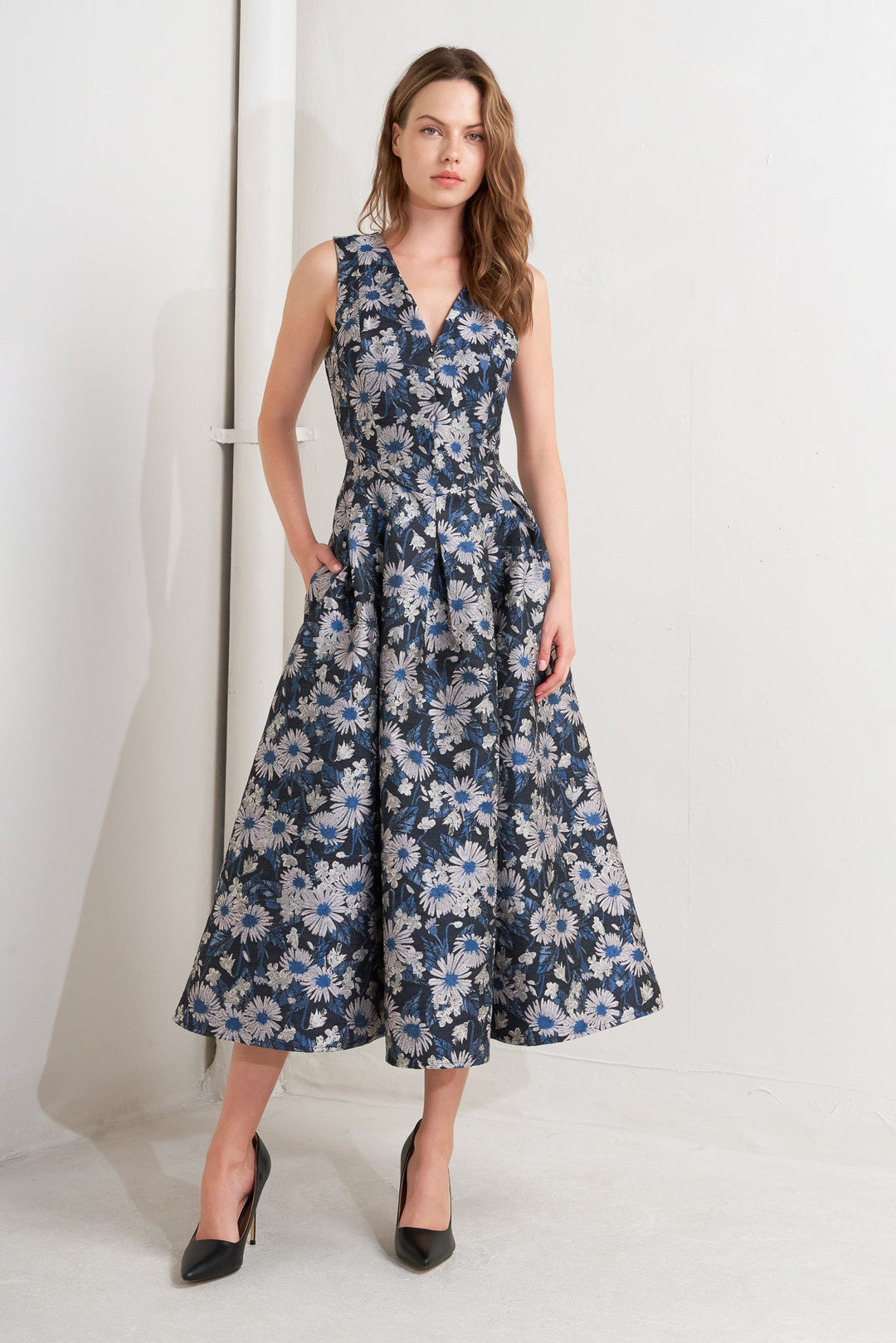 LUX BLOOMING WOVEN JACQUARD MIDI DRESS