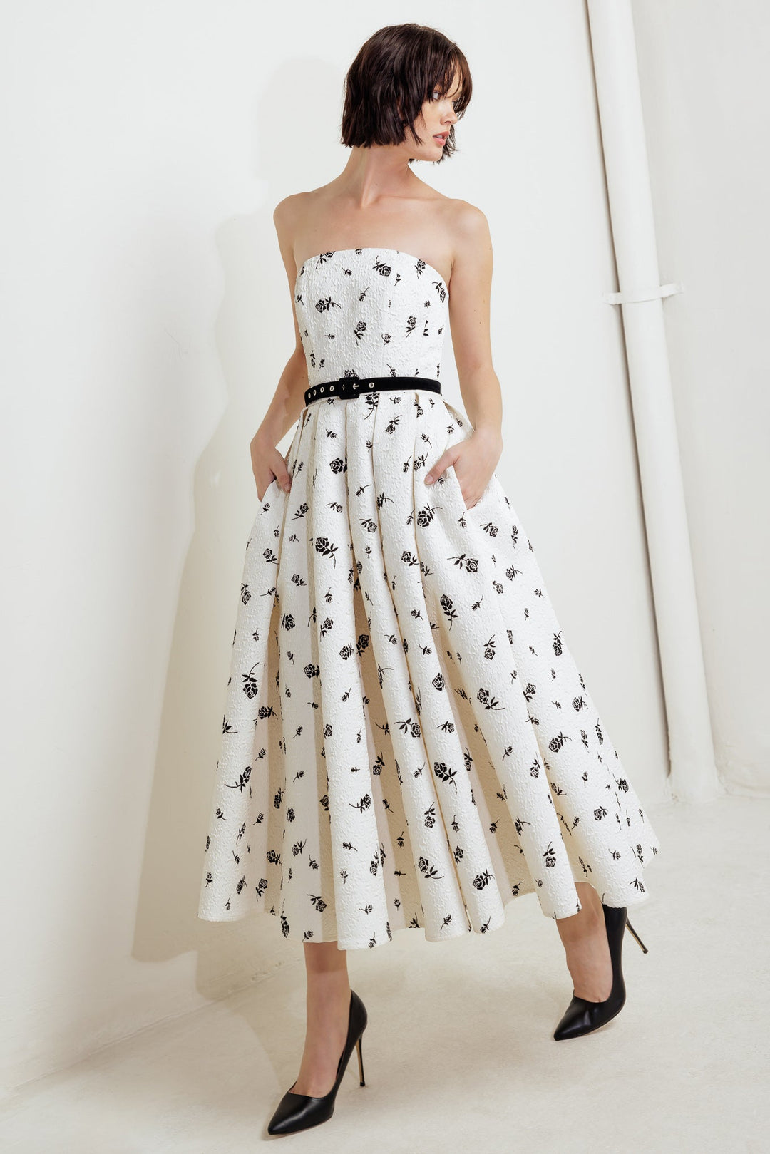 LOVELY CULTIVATED WOVEN MIDI DRESS