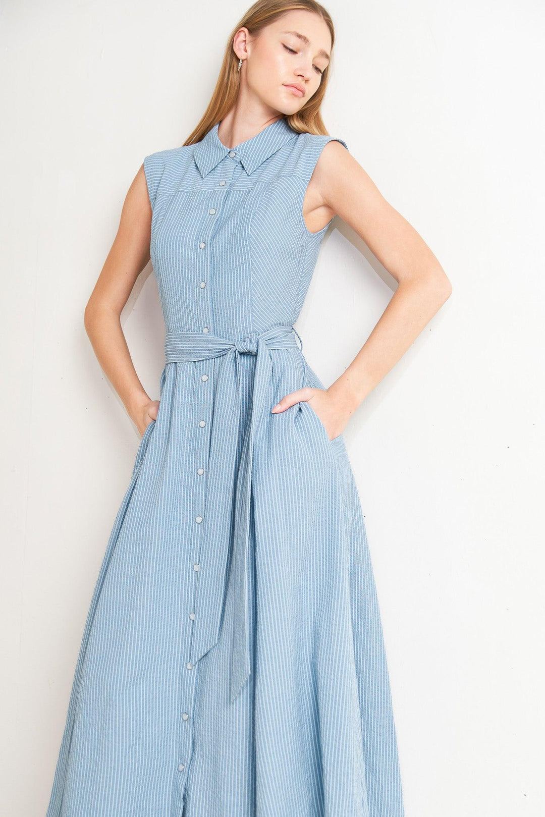 CAFE AU LAIT WOVEN MIDI DRESS