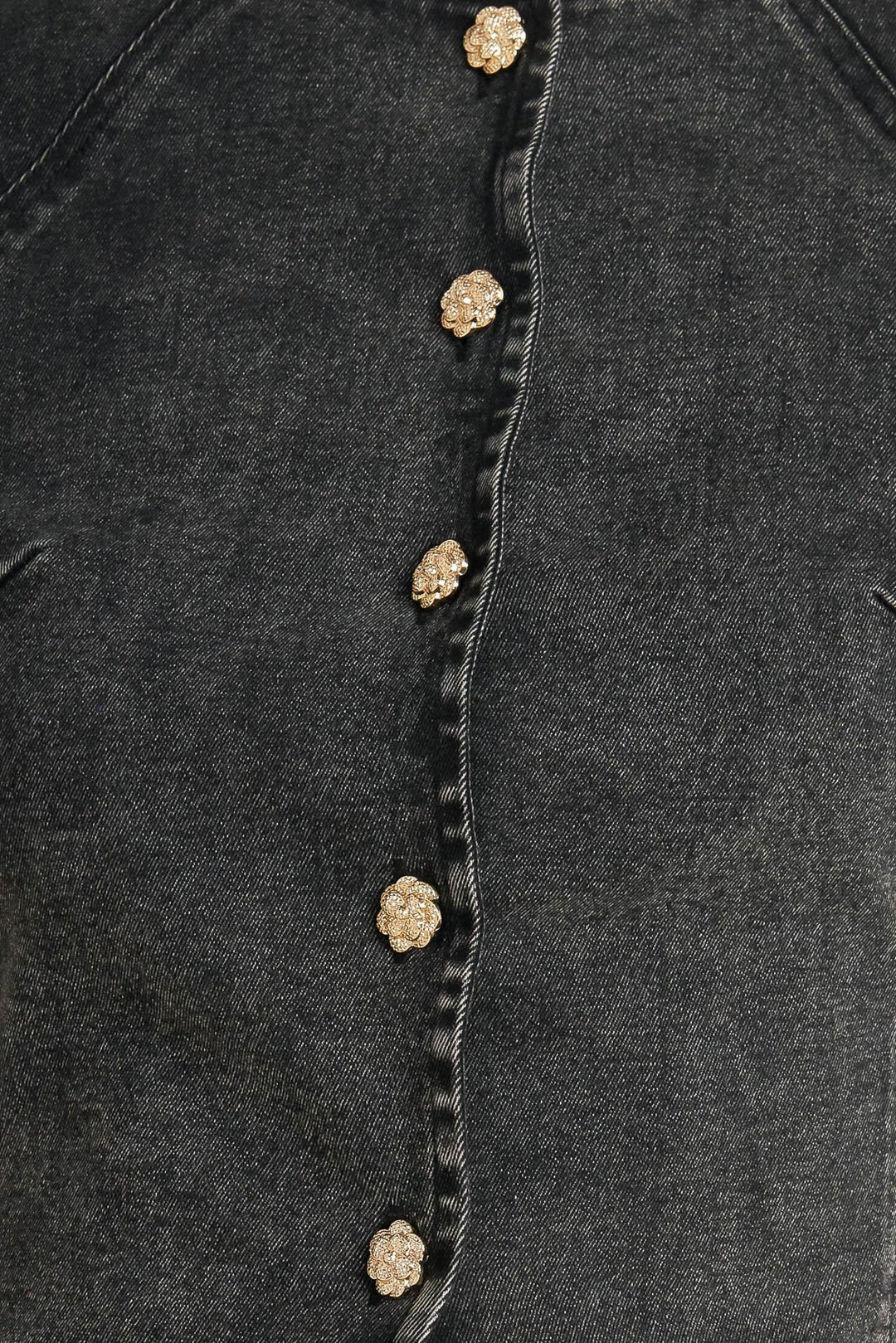 ELEGANT EVERYDAY LOOK DENIM JACKET