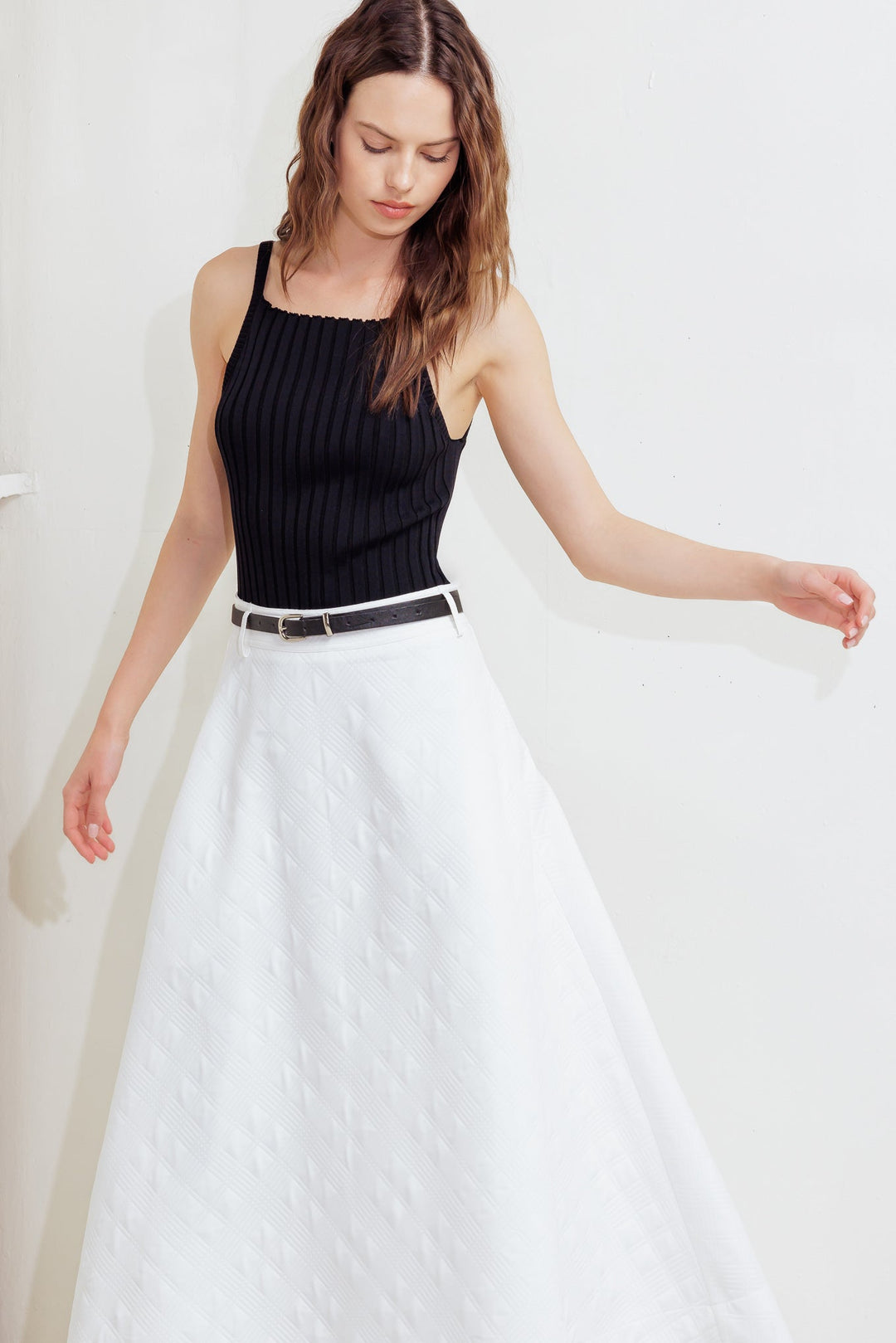 DOWNTOWN EASE WOVEN MIDI SKIRT