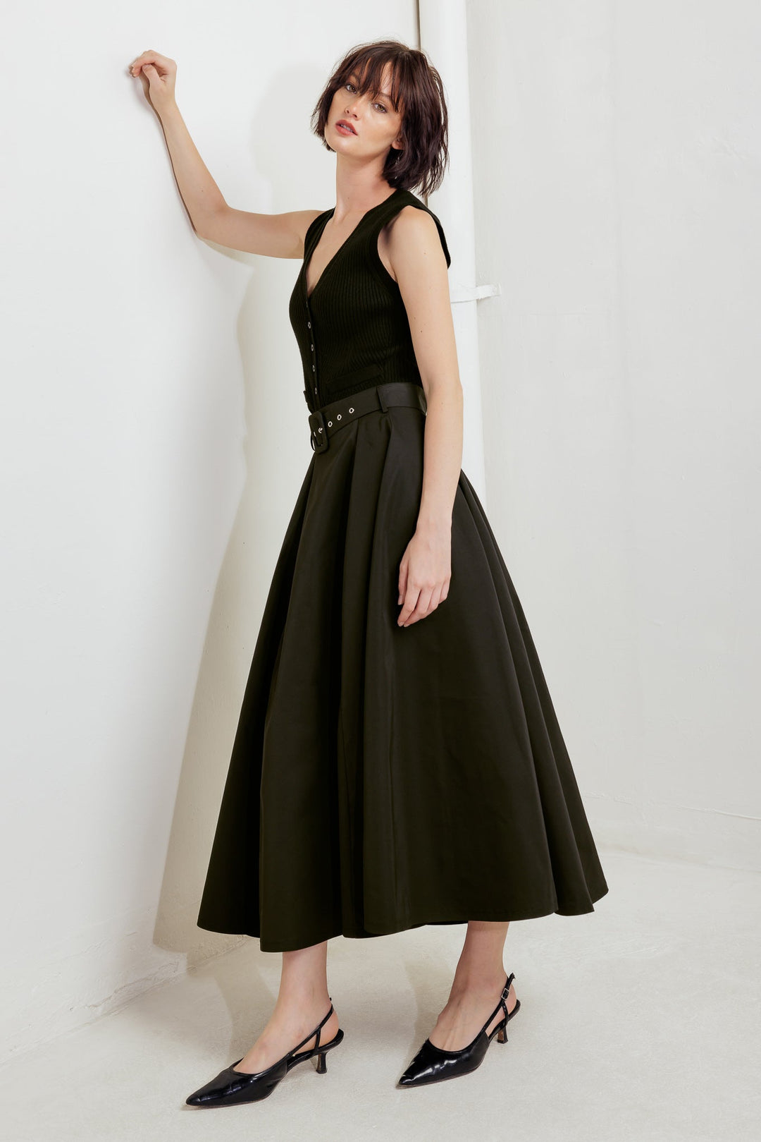 GOLDEN STILL BLACK WOVEN FULL MIDI SKIRT