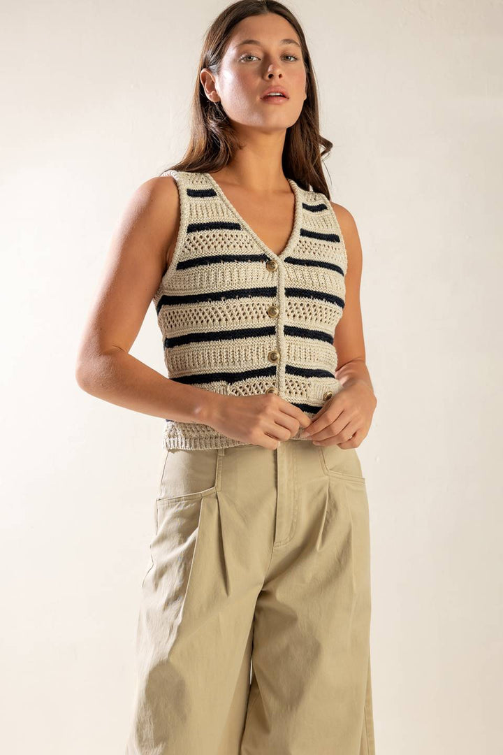 INTO THE NATURAL SWEATER KNIT VEST