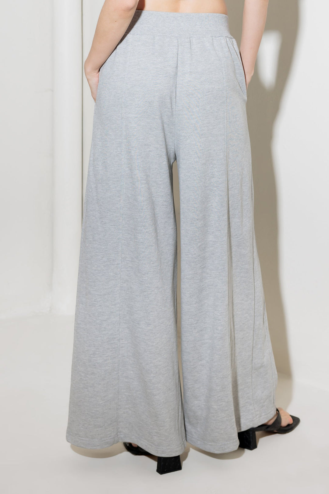 TRUST THE NOW IN KNIT TOP AND PANT SET