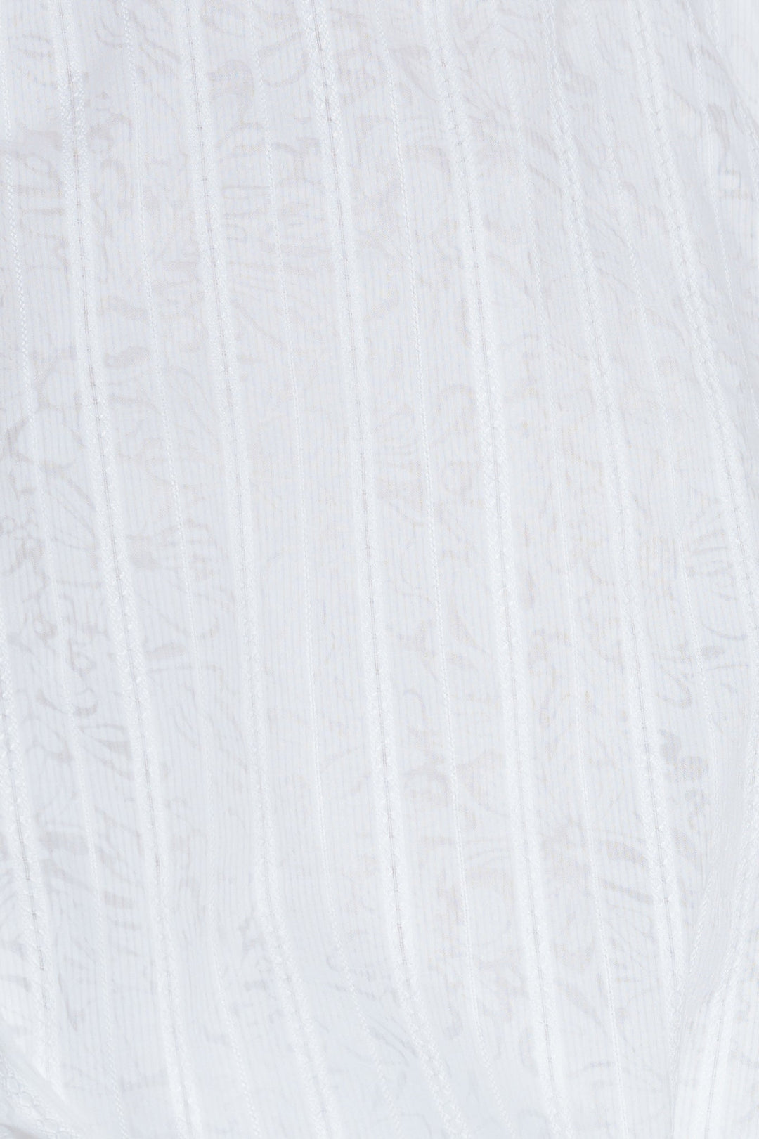 TIMELESS WITH EDGE WOVEN LACE TOP