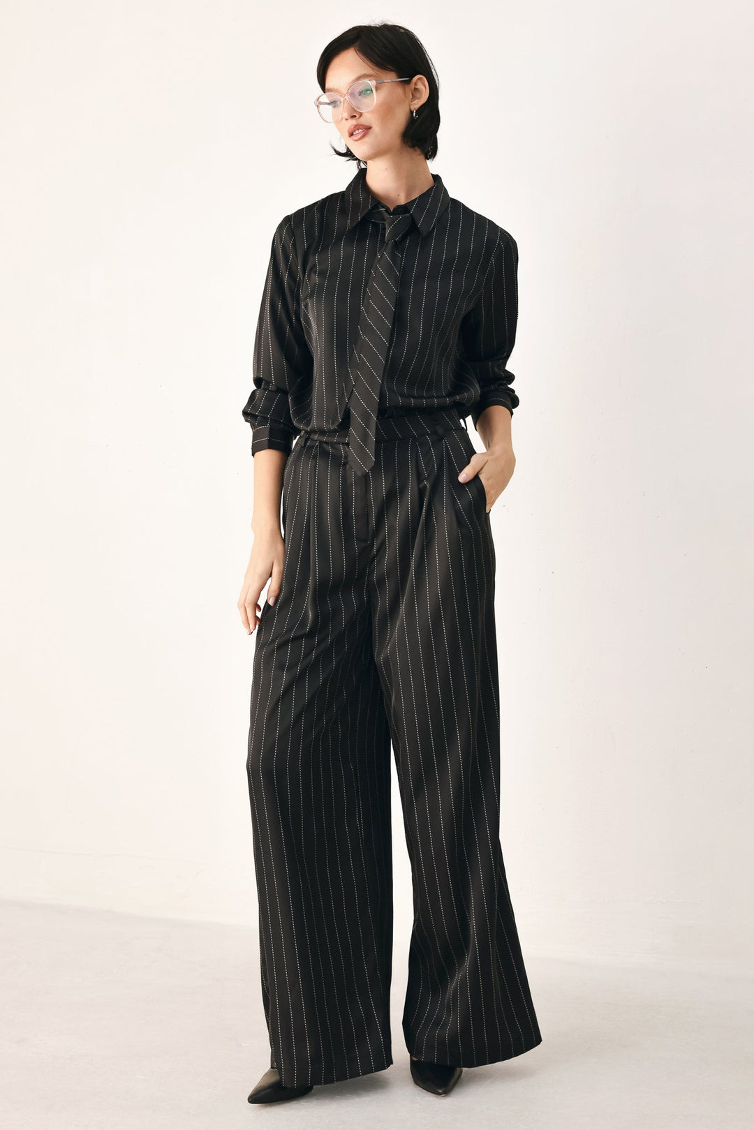 CITY AFTER DARK TIE FRONT STRIPED TOP