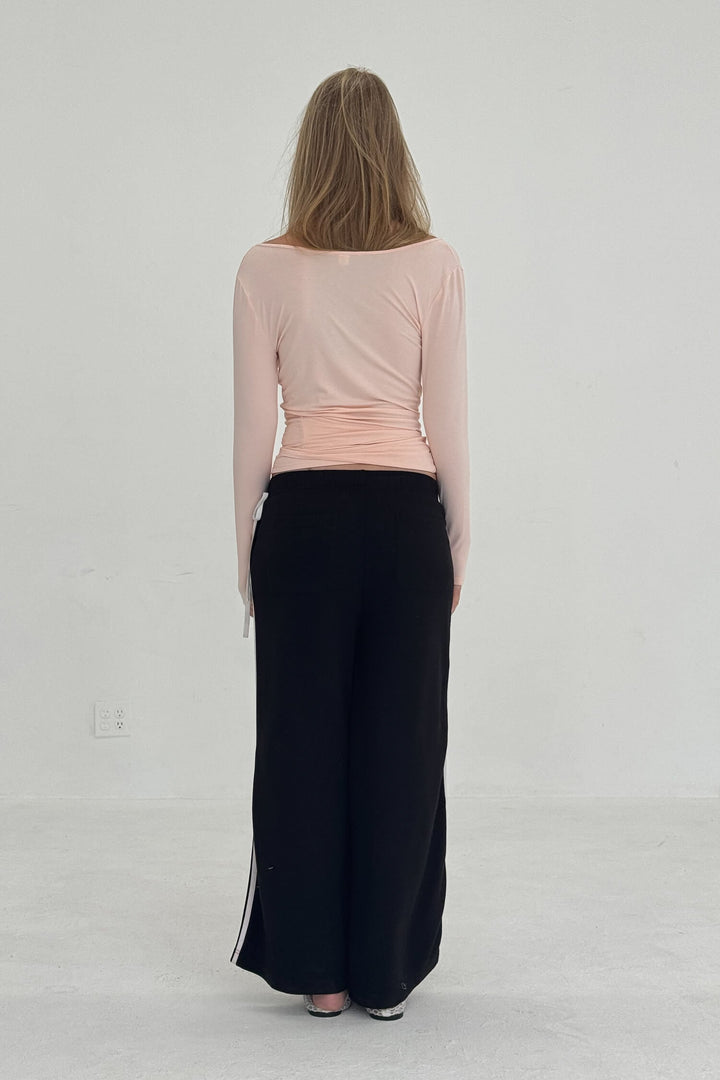 BALLERINA WRAP TOP IN POWDER PINK