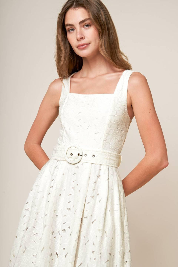 DAFFODILS &amp; DAYDREAMS WOVEN LACE MIDI DRESS