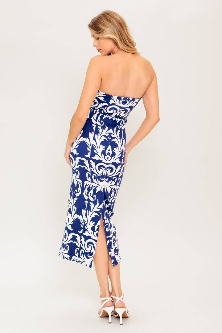 WHERE MY HEART IS CONTOURING MIDI DRESS