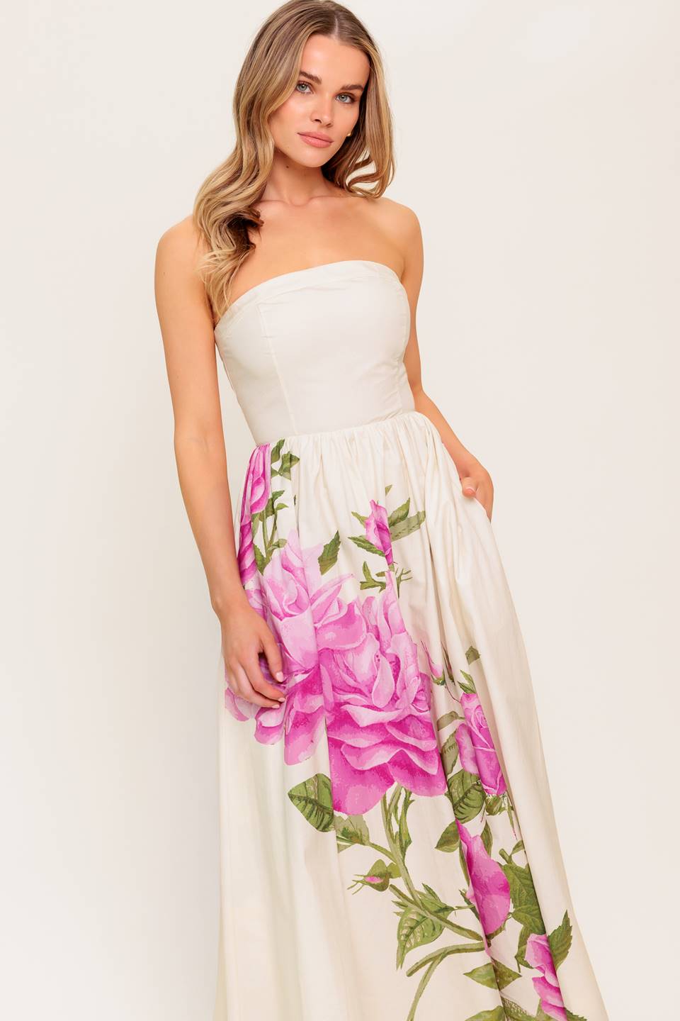 CAUGHT IN THE BREEZE FLORAL WOVEN MAXI DRESS