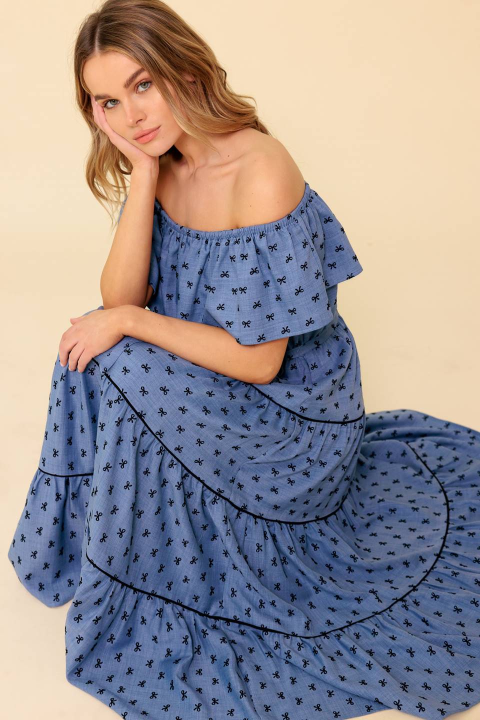 YOU'RE UNFORGETTABLE WOVEN MDI DRESS