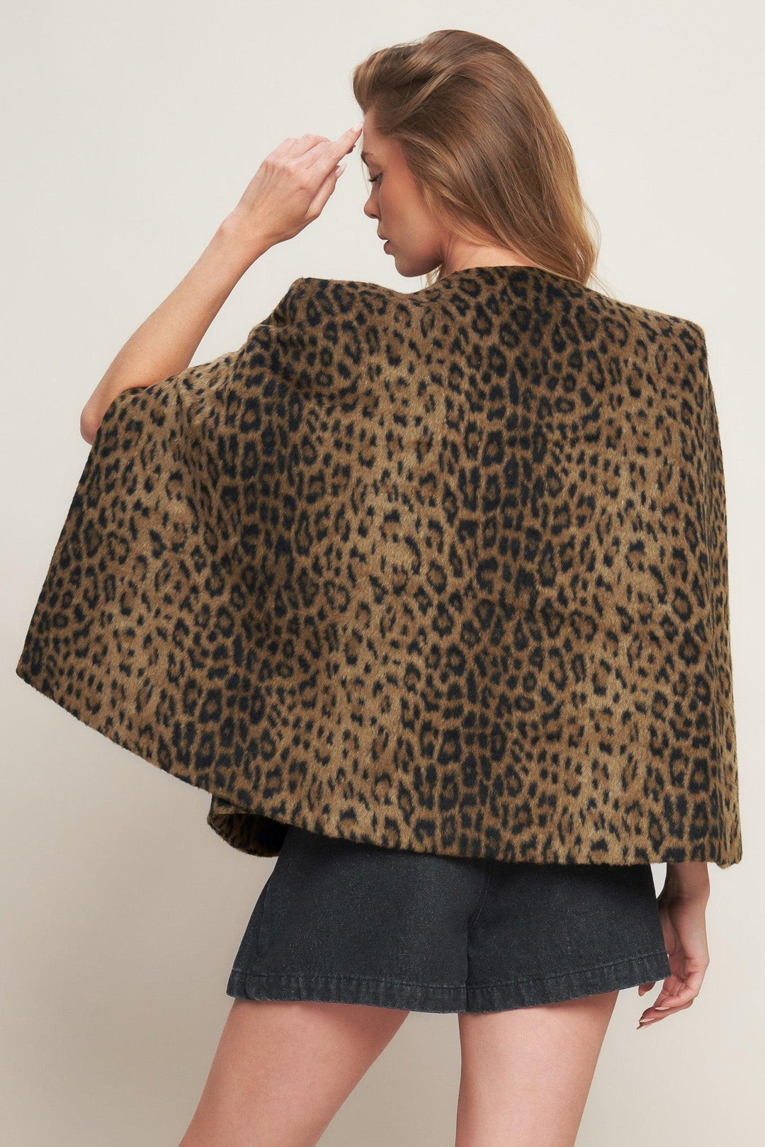 SAVAGE SOPHISTIQUE WOVEN CAPELET