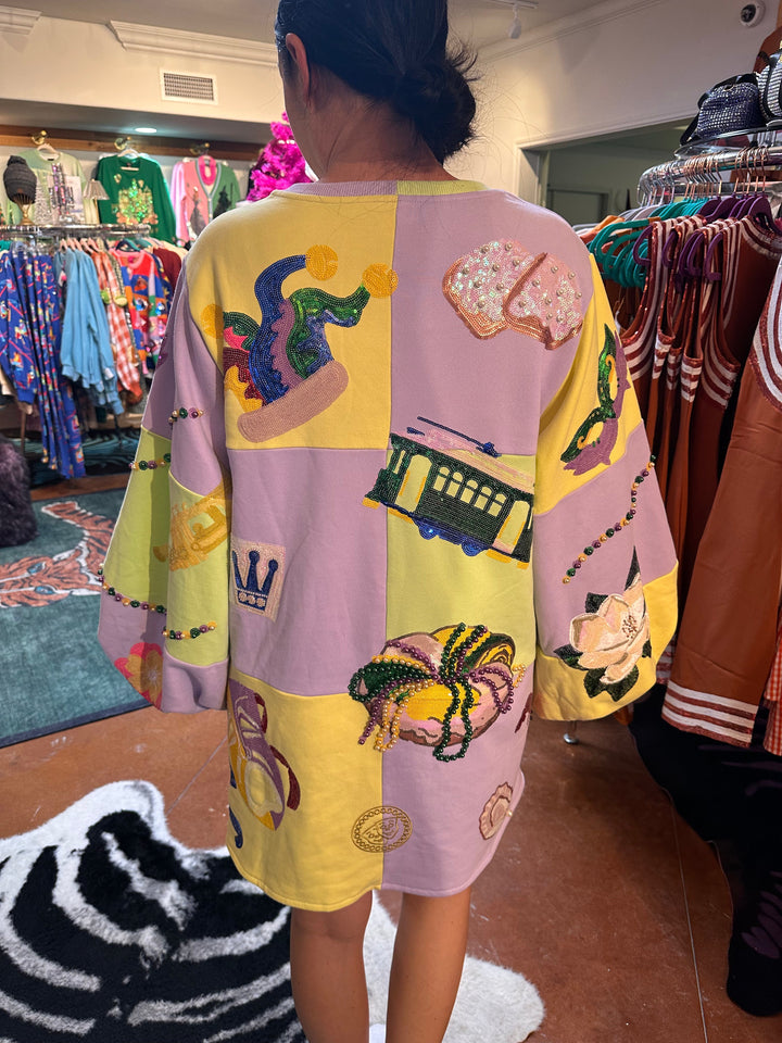 Queen of Sparkles Checkered Mardi Gras Icon Balloon Sleeve Dress