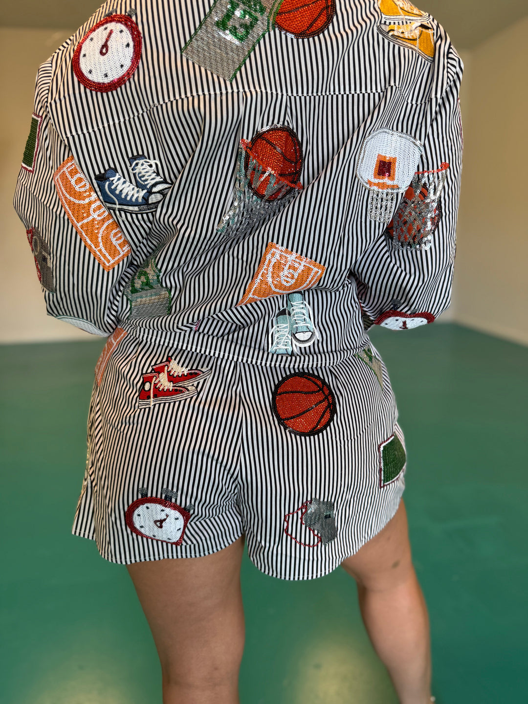 Queen of Sparkles Black
Stripe Basketball Icon
Short