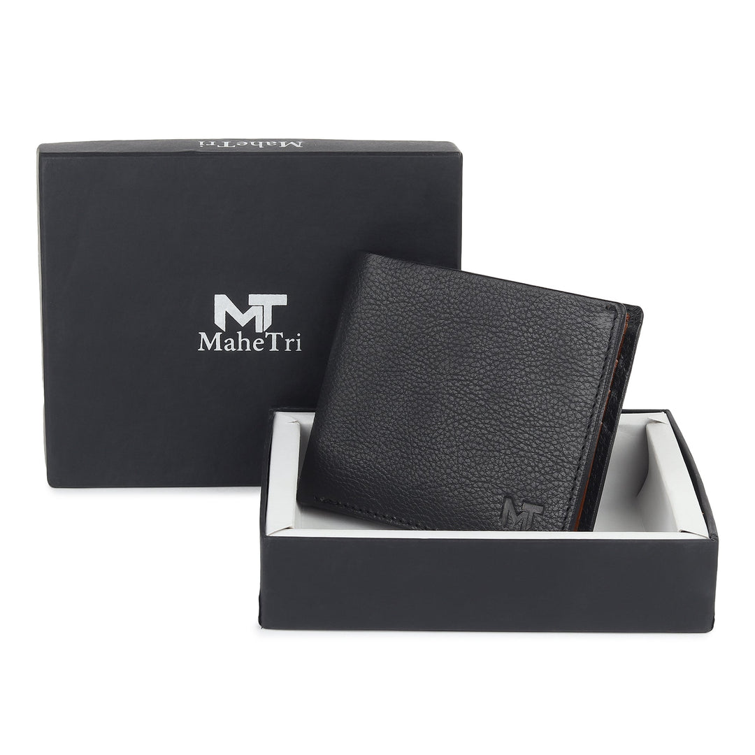 Black Minimal Contrast Wallet