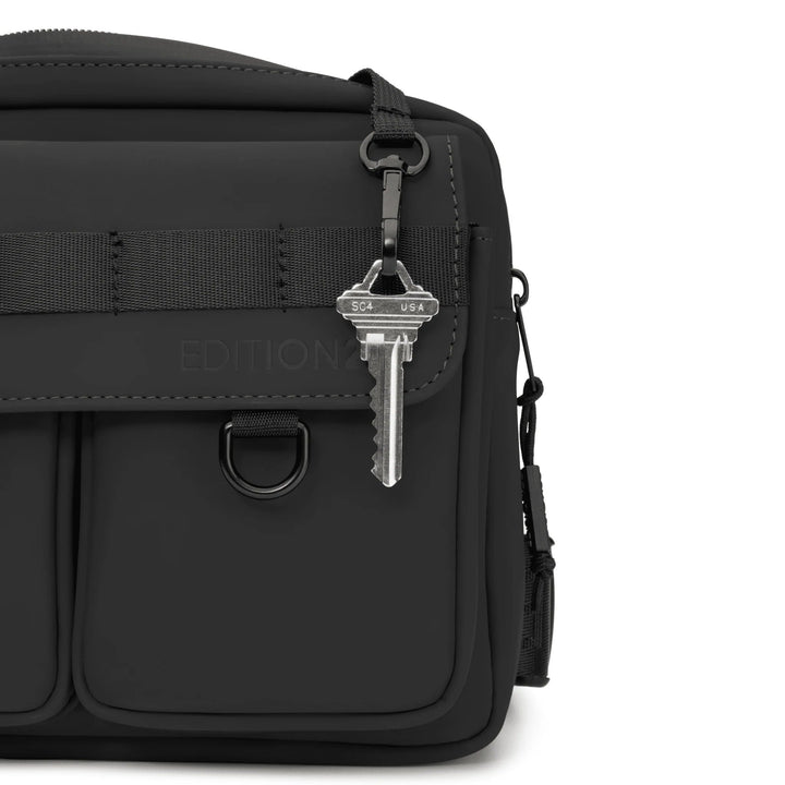 Edition22 Lockpoint Frontal Sling Bag