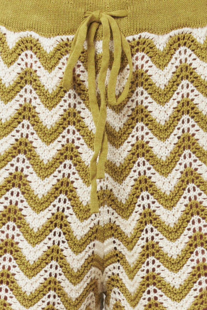 SUNSET STITCH CROCHET KNIT SHORTS