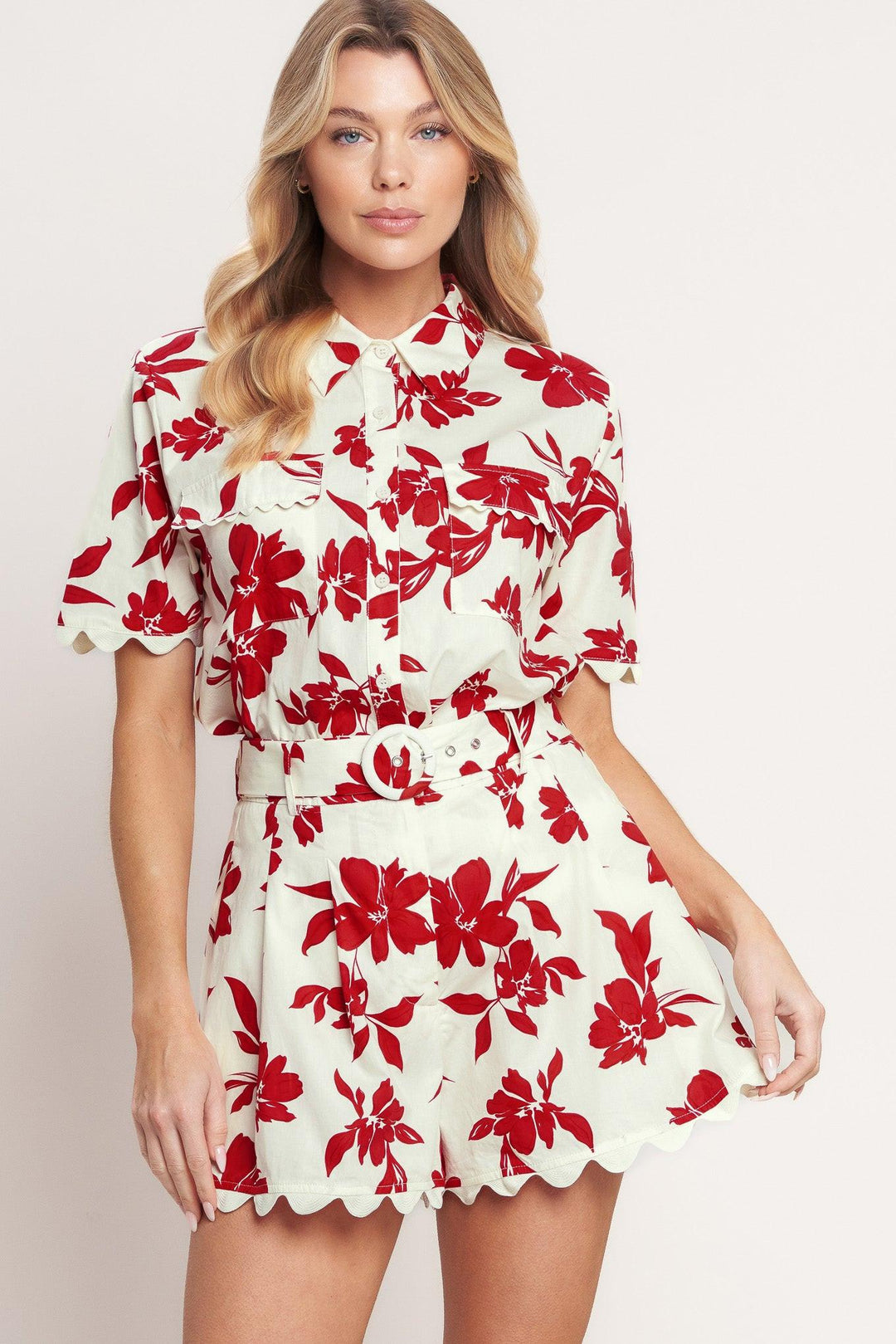 FLORAL KISS WOVEN TOP