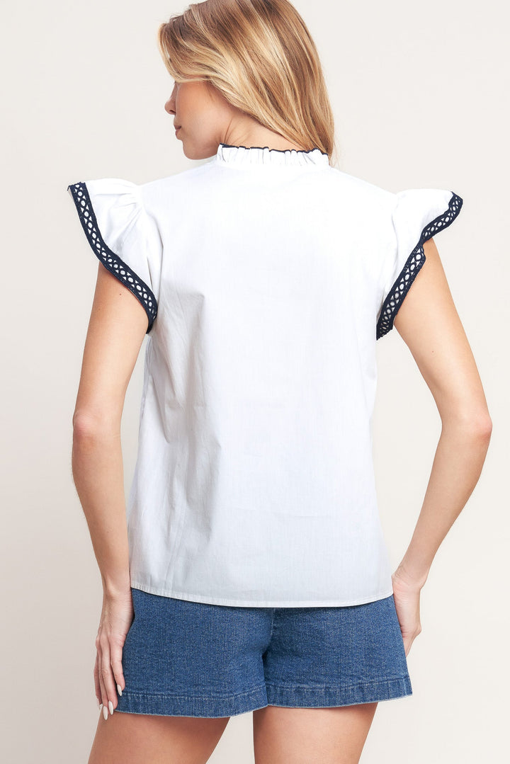 EASY TO ADMIRE WOVEN TOP