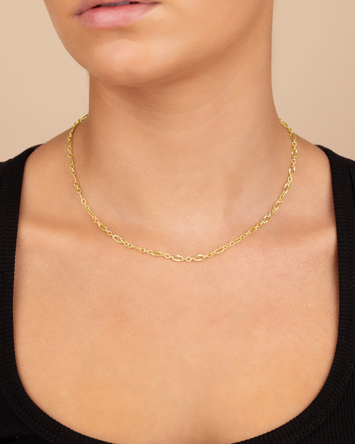 Elysia Delicate Mixed Link Chain Necklace