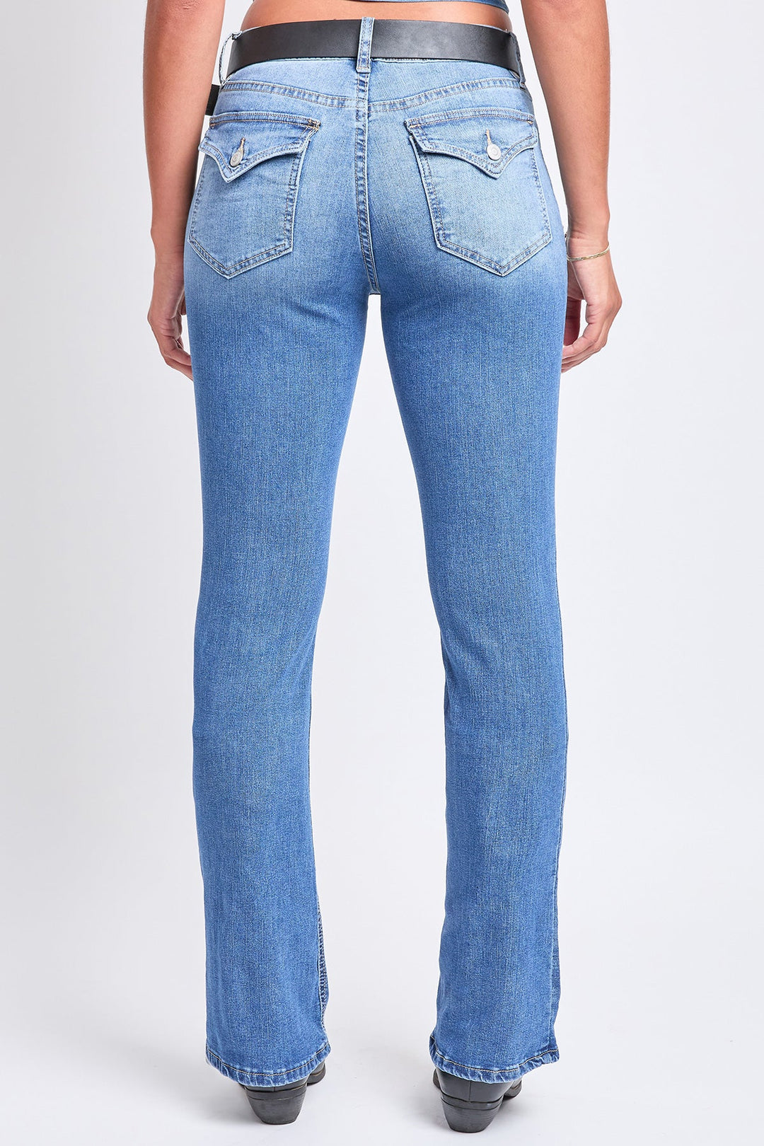 Women's Mid Rise Belted Bootcut Jeans