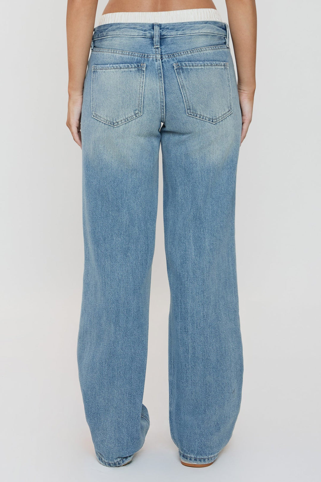 Women's Mid Rise Relax Fit Wide Leg Boxer Jeans