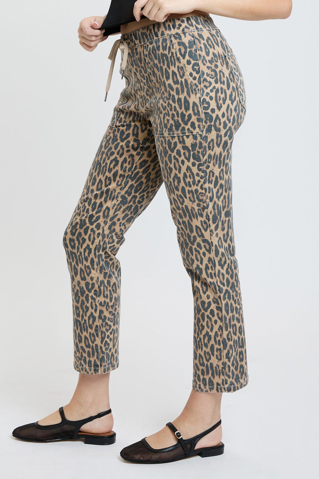 Women's High Rise Pull On Straight Jogger