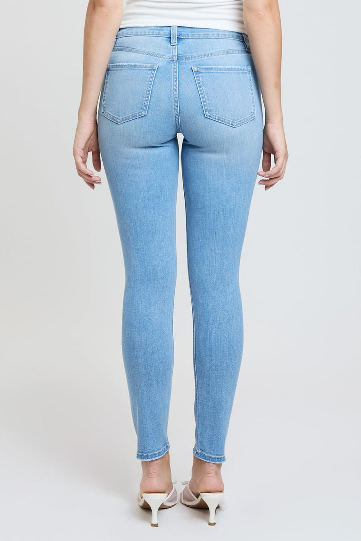 Women's Super Soft Mid Rise Skinny Jeans