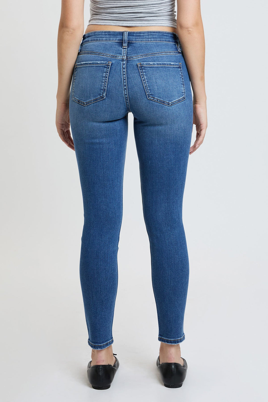 Women's Super Soft Mid Rise Skinny Jeans