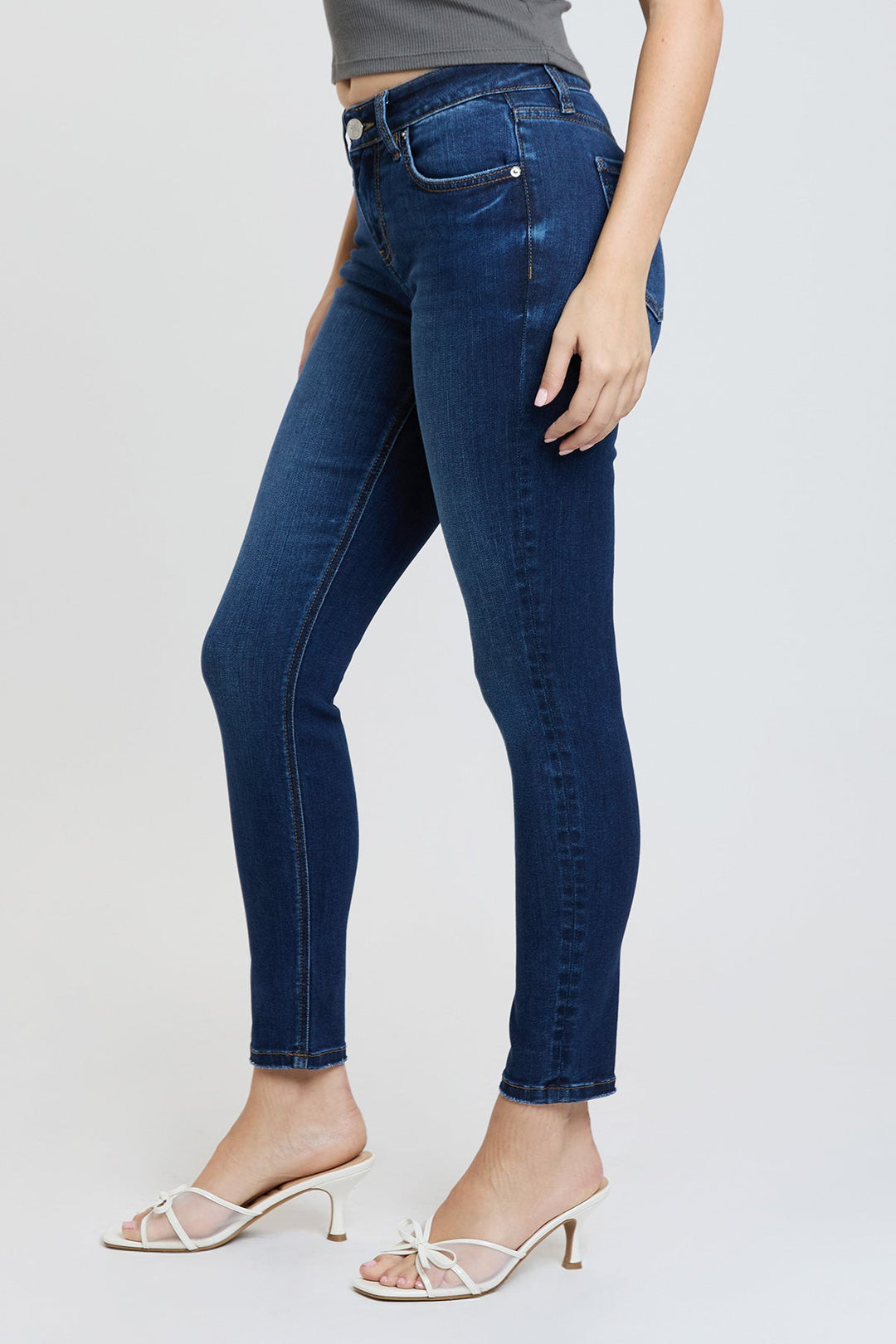 Women's Super Soft Mid Rise Skinny Jeans