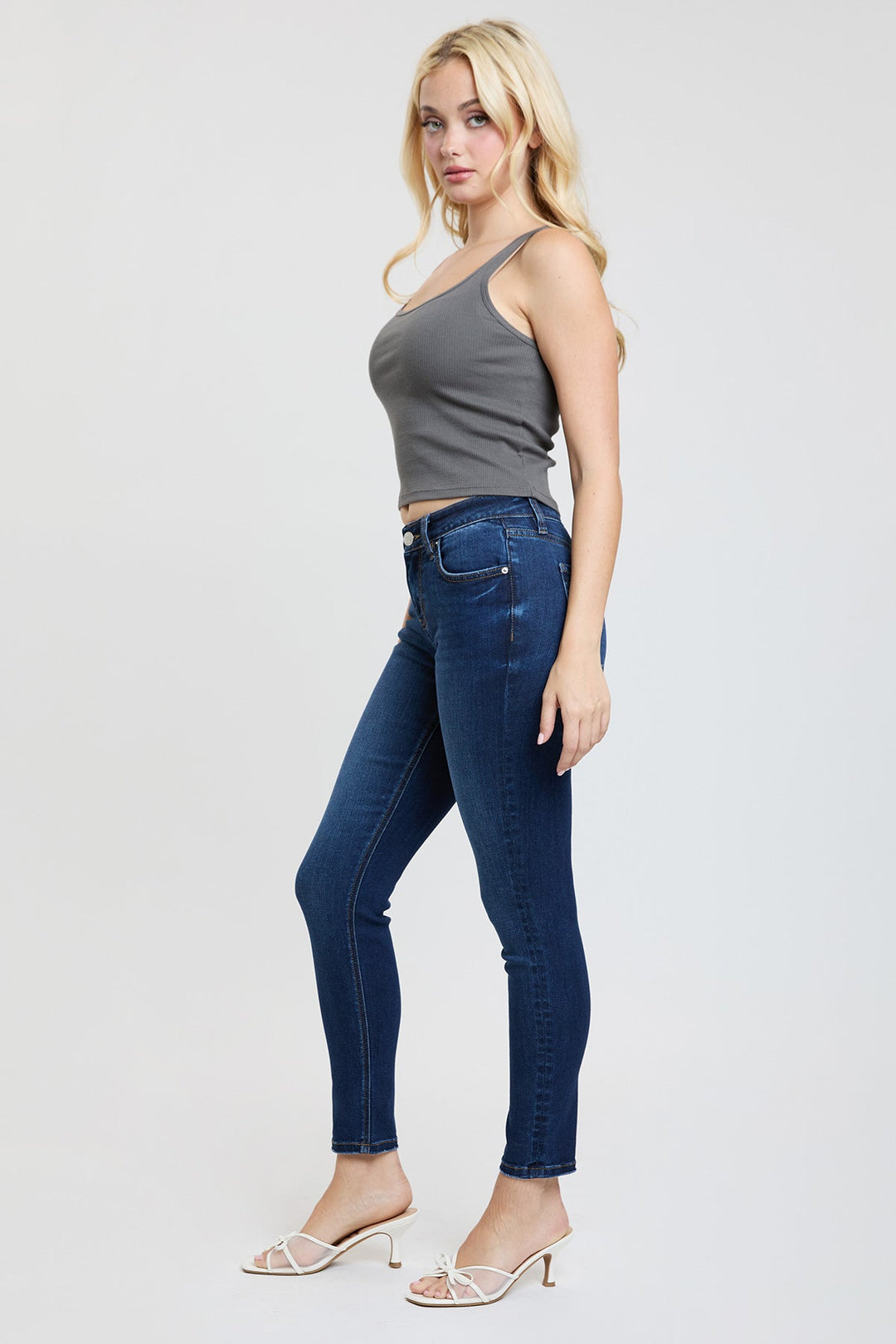 Women's Super Soft Mid Rise Skinny Jeans